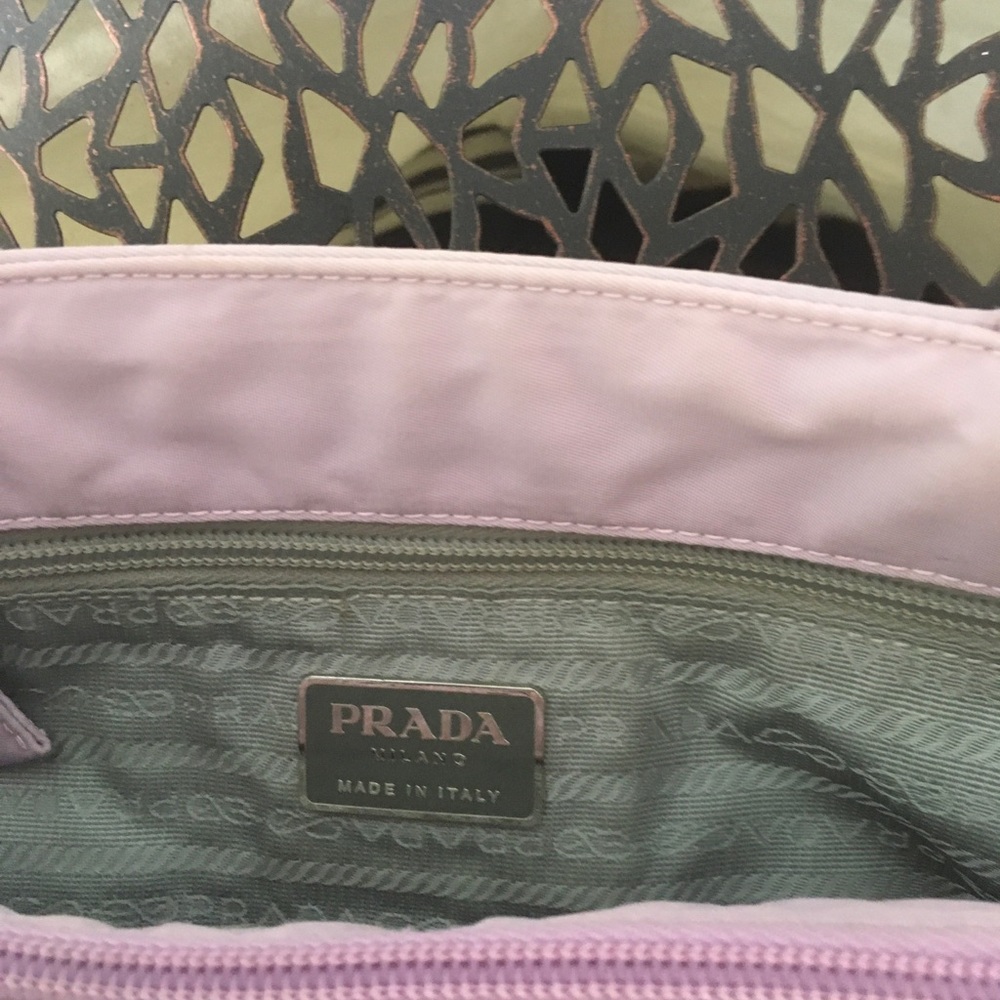 Authentic Prada handbag - Picture 3 of 5